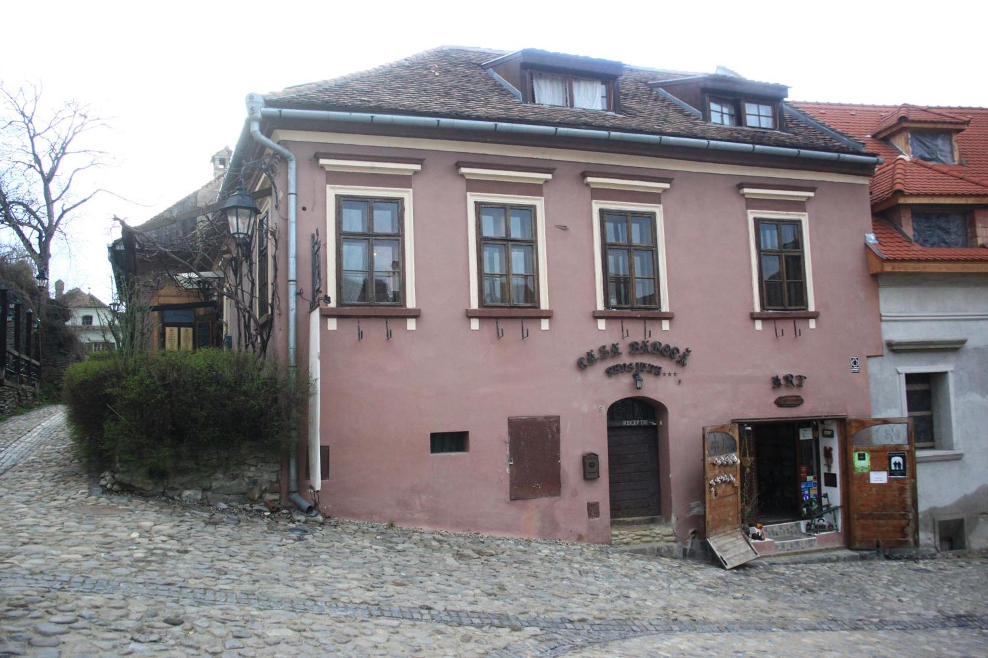 Отель Casa Baroca Сигишоара Экстерьер фото