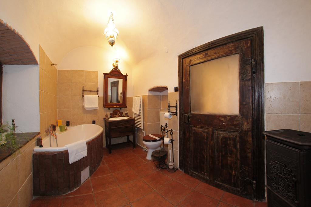 Отель Casa Baroca Сигишоара Номер фото