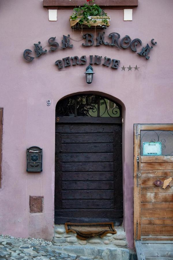 Отель Casa Baroca Сигишоара Экстерьер фото